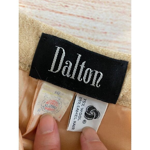 Vintage Dalton Women's Beige Wool Blend Two Piece Suit - 16 - Picture 12 of 14